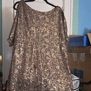 Scarlett Gold Sequin Embellished Garment
